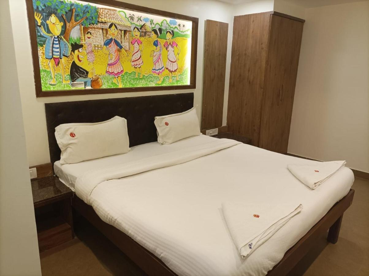 Ronaldos Old Goa Hotel Panadzsi Kültér fotó