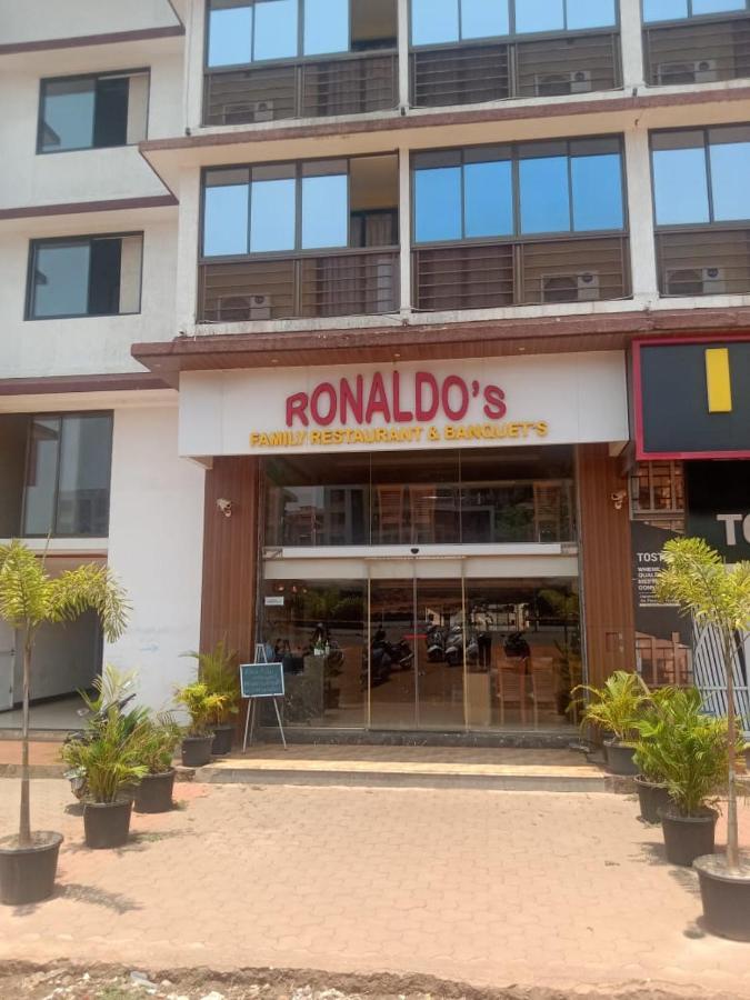 Ronaldos Old Goa Hotel Panadzsi Kültér fotó